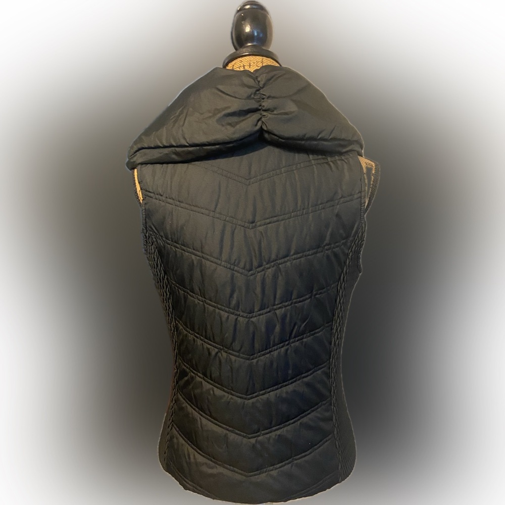 Marc New York (Andrew Marc) Sz S Black Quilted Puffer Womens vest - Picture 2 of 11